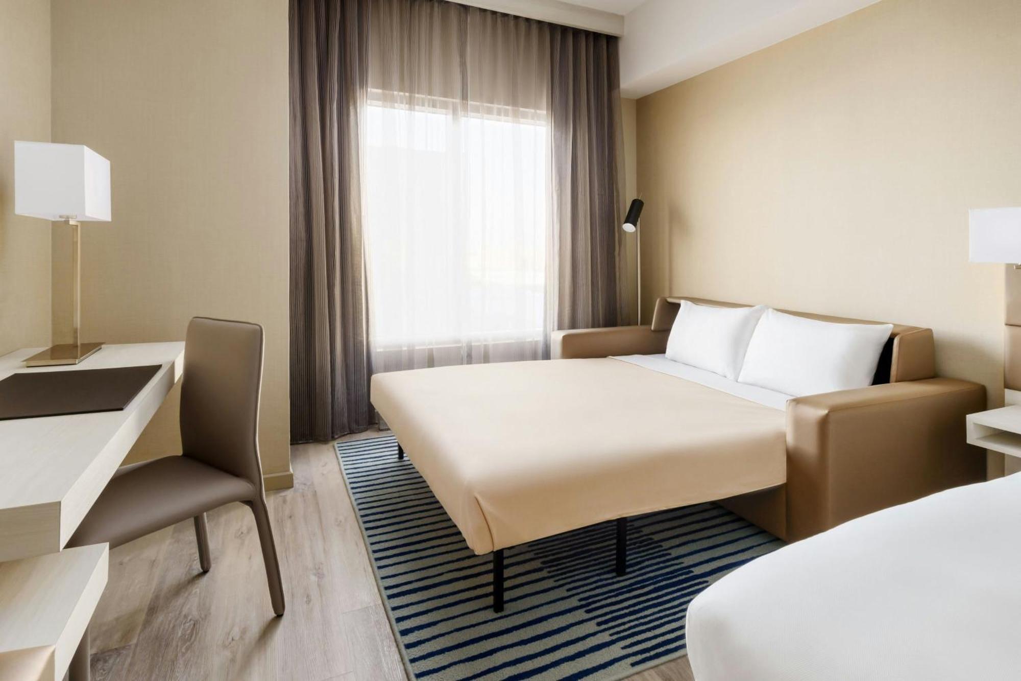 Ac Hotel St Petersburg Downtown 圣彼得堡 外观 照片
