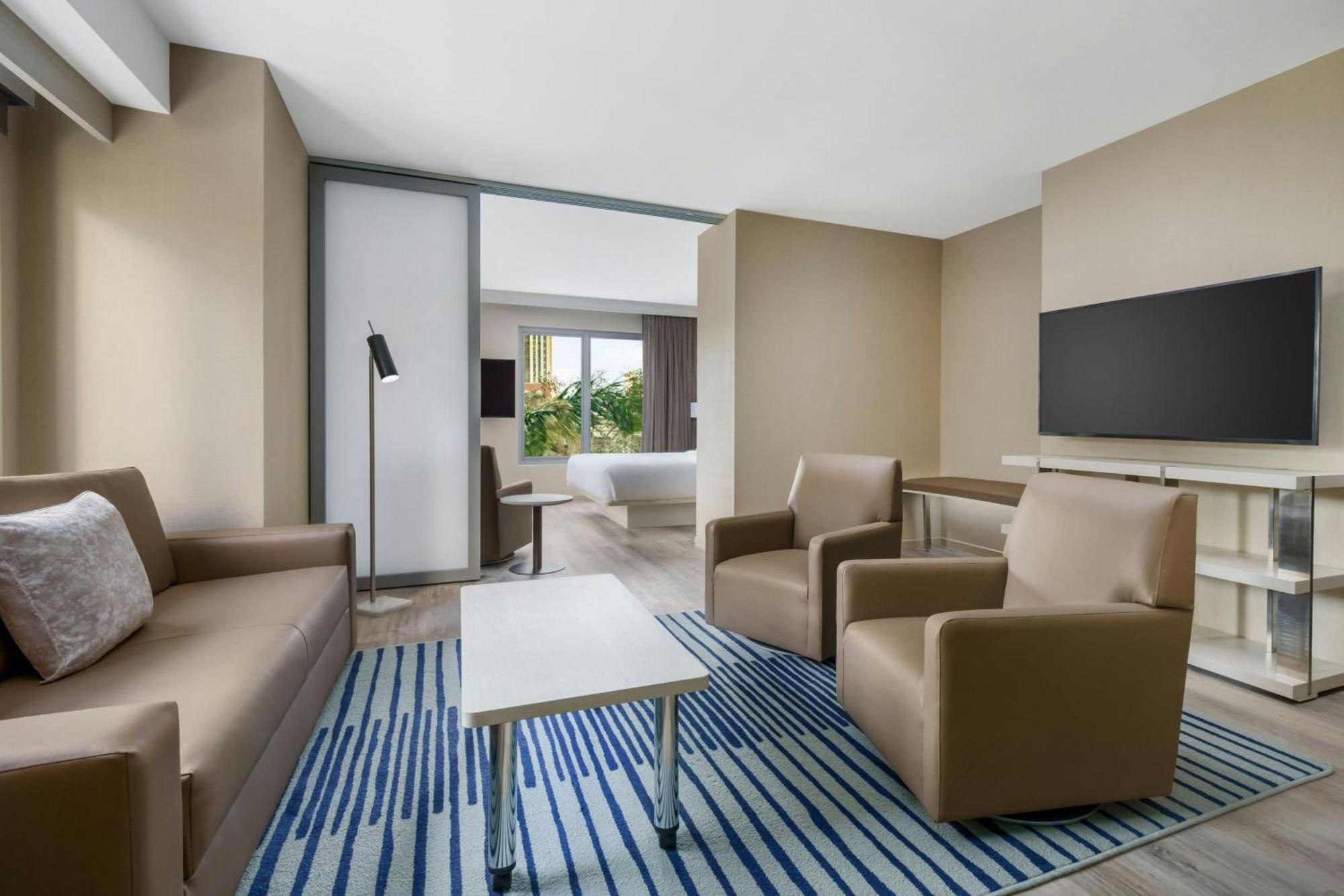 Ac Hotel St Petersburg Downtown 圣彼得堡 外观 照片
